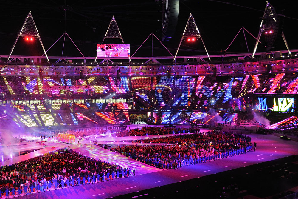 Spectacular lighting display at the Closing Ceremony