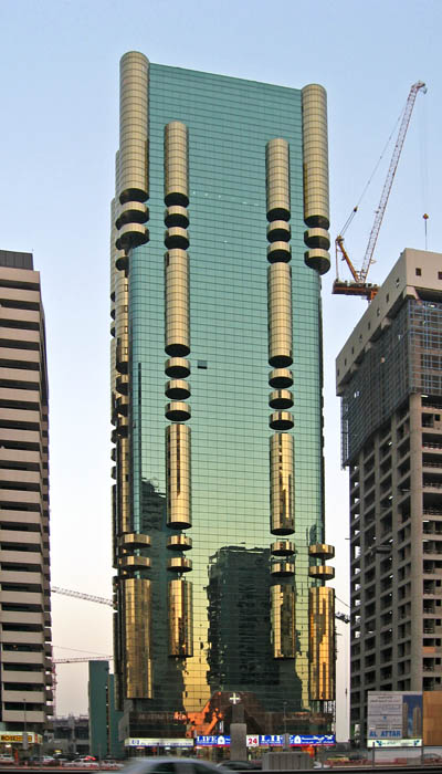 New Building along Sheikh Zayed Road