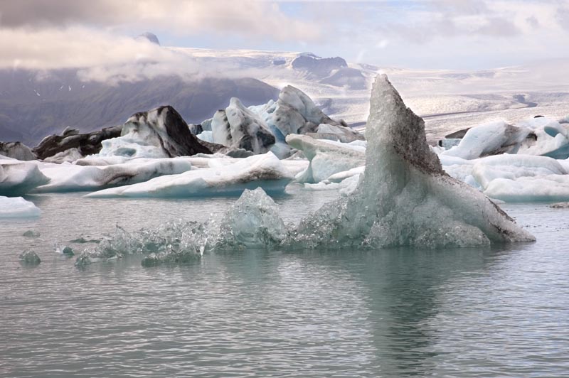 Icebergs in Jökulsárlón glacial lagoon